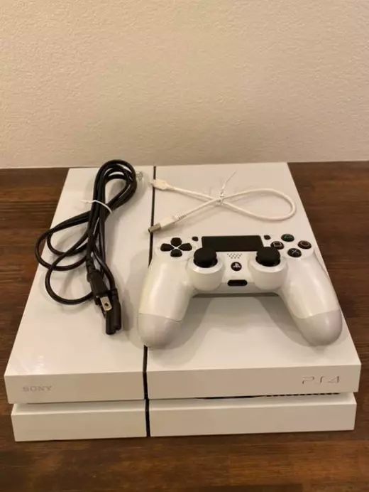 Sony PlayStation 4 PS4 CUH-1100AB02 500GB Glacier White Console Fedex  Shipping