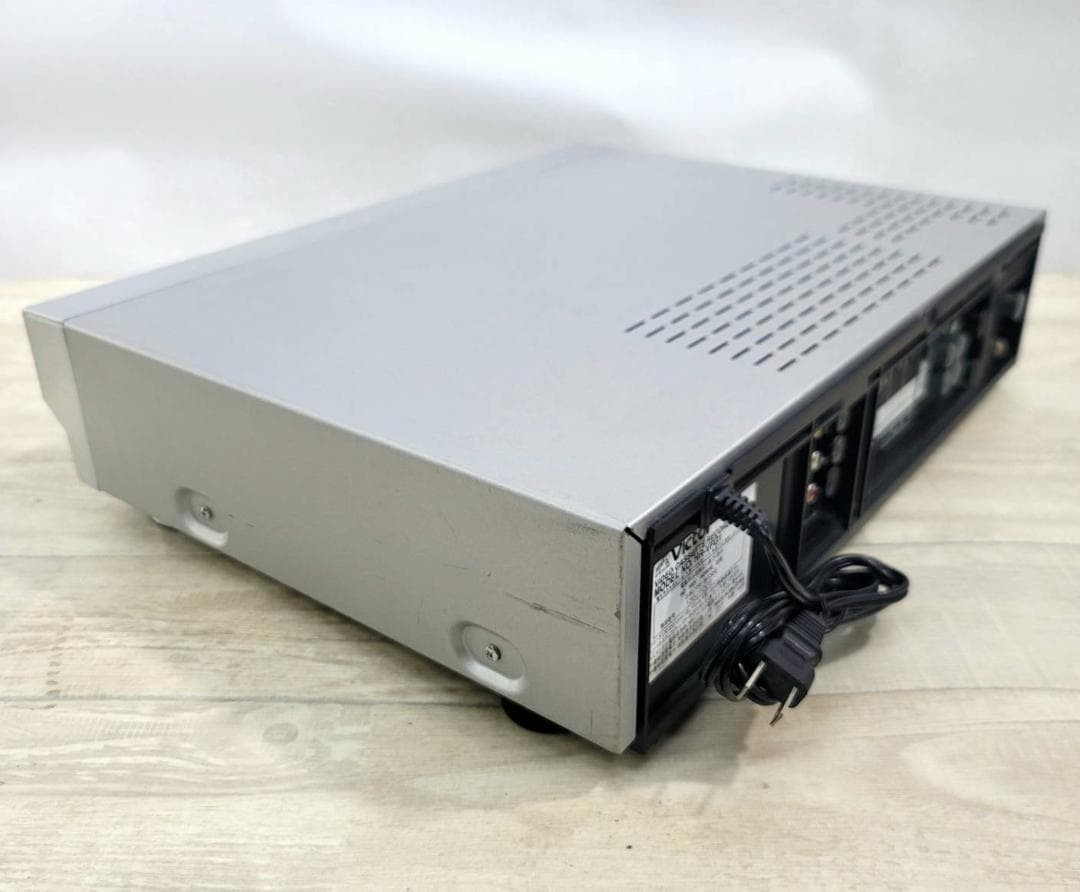 Tested] Victor (JVC) HR-VFG1 S-VHS VCR w/ TBC & 3D NR - Remote