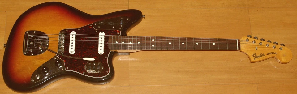 Fender 2003 American Vintage '62 Jaguar/3 colores Sunburst Foto 2 de 4