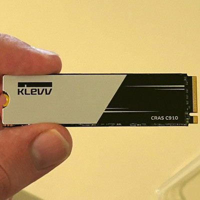 KLEVV CRAS C910 1TB M.2 NVMe PCIe SSD w/ Heatsink 5000/4800MB/s
