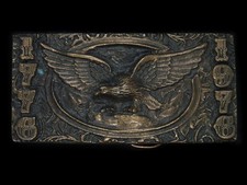 UE15135 NOS VINTAGE 1976  AMERICAN BICENTENNIAL  COMMEMORATIVE BELT BUCKLE