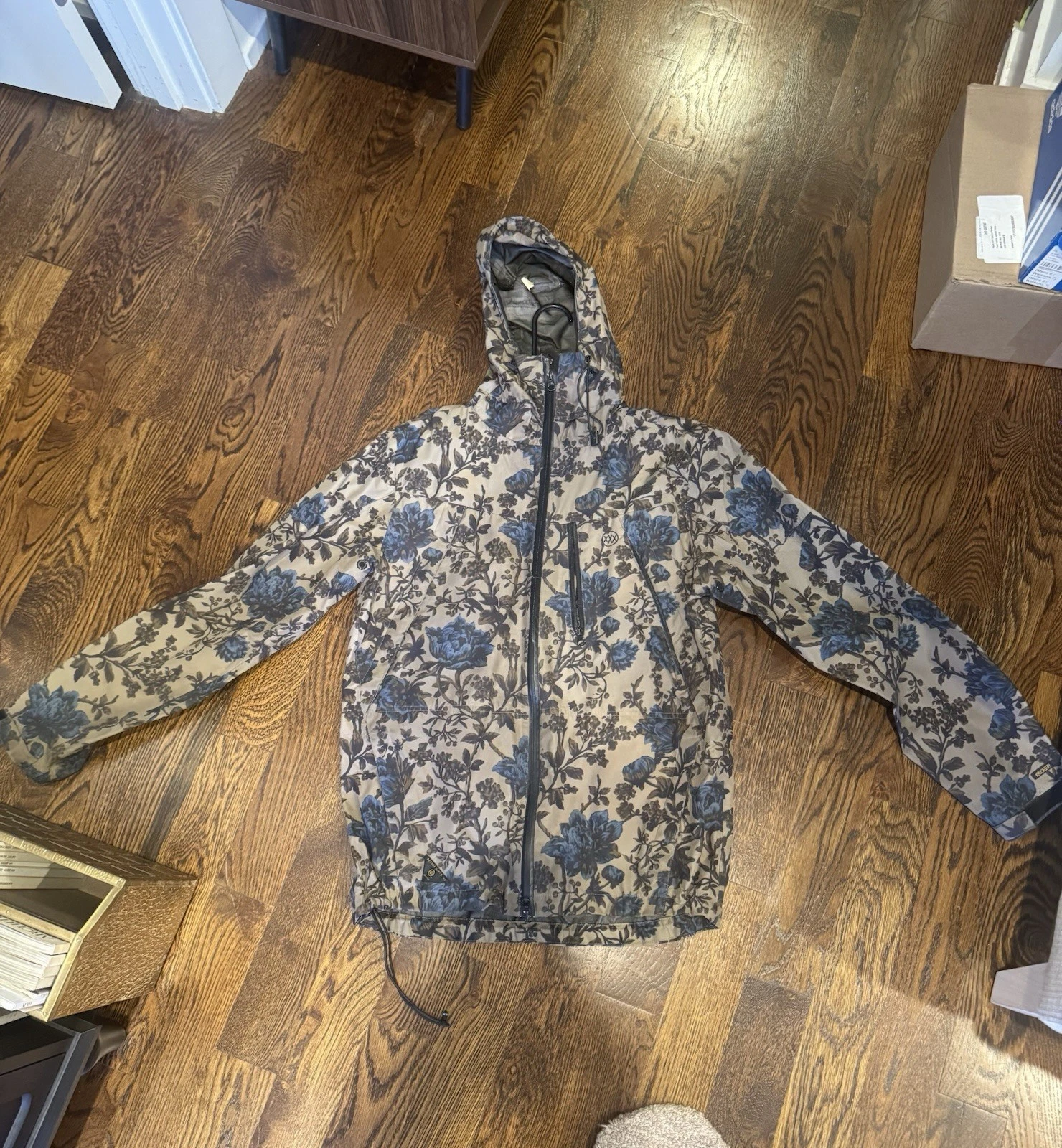 Rare 10 Deep Floral Camo Jacket Size Medium Snow Shell Rain Full Zip Hooded Logo