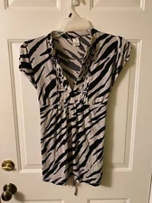 Zebra print v neck tie back top size xxl Y2K