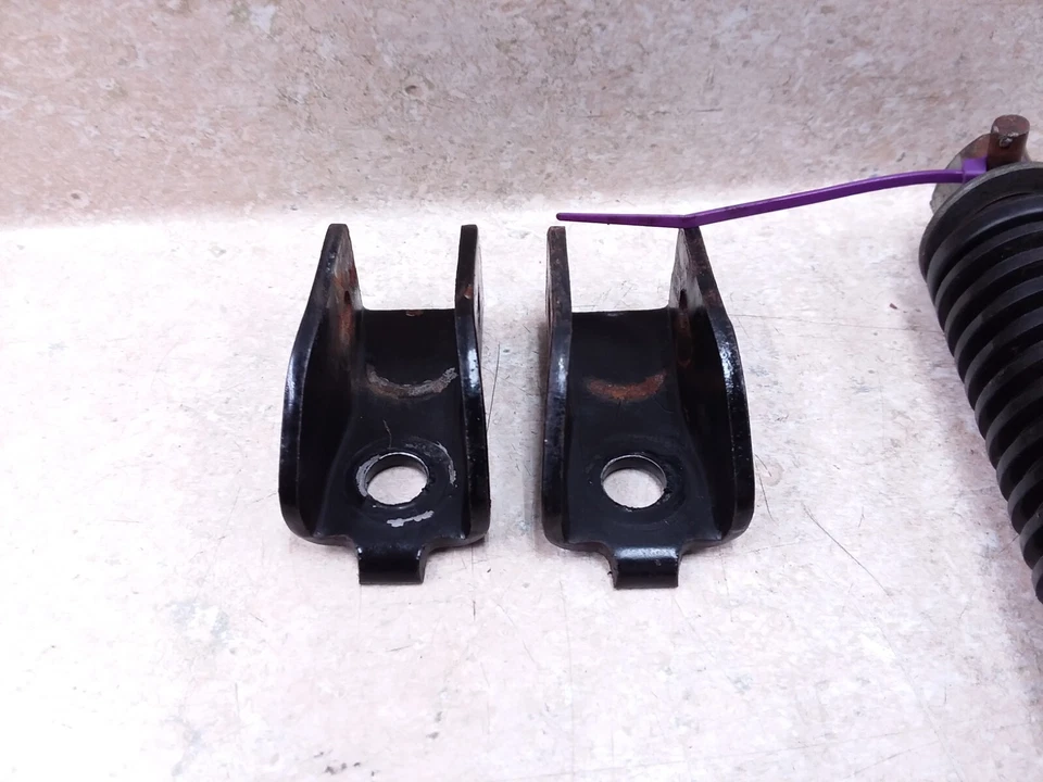 Conjunto de estriba de clavija trasera Honda 400 Hawk II CB CB400 CB400T 1978 ANX-C Foto 3 de 4