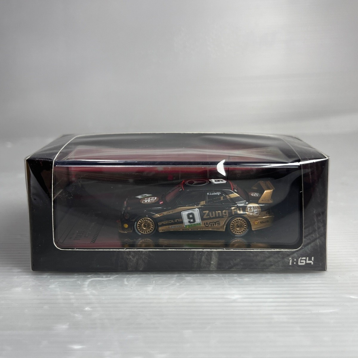 1/64 INNO64 X POPRACE Mercedes-Benz AMG 190E 2.5-16 EVO II ZUNG FU