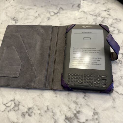 Amazon Kindle Keyboard Reader Model D00801, with 6” screen - Picture 1 of 4