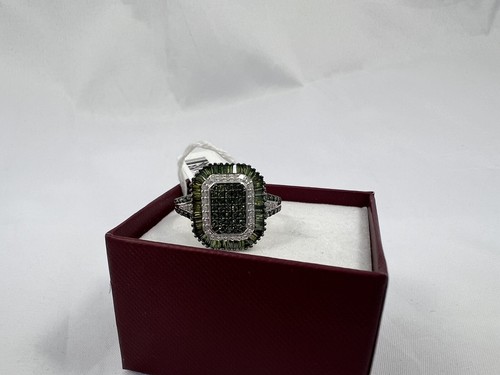 10k White Gold 1.0ct Green and White Diamond Round and Baguette 5 grams size 8.5 - Picture 8 of 10