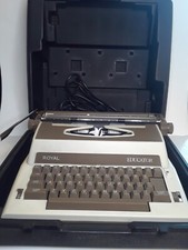 Vintage made in Japan Royal Educator Portable Electric Typewriter With Case  thumbnail
