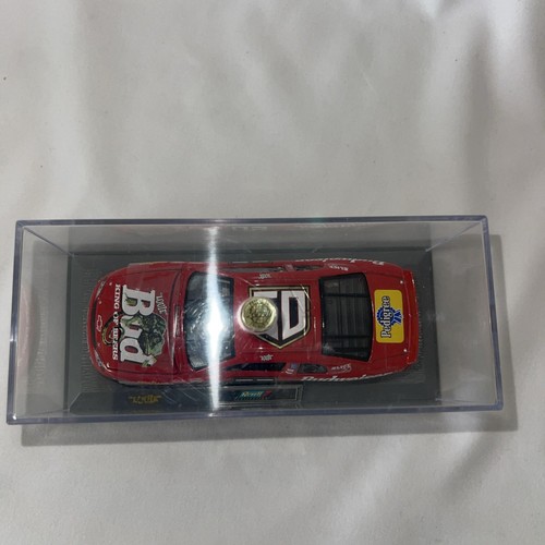 Revell 1/43 Scale Nascar 1998 Chevrolet Budweiser "Louie" Monte Carlo GK Bx10 - Picture 2 of 5