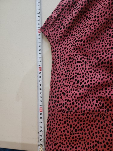 Lorna Jane Pink Black Dotted Print Activewear Cropped Leggings Size M - Picture 6 of 8