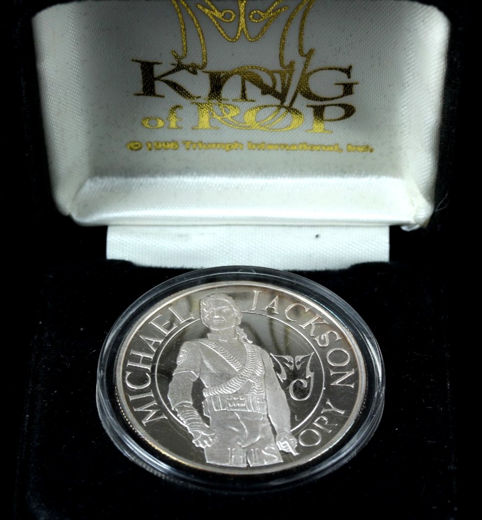 1996 Michael Jackson King of Pop 1oz Silver Round .999 HIStory