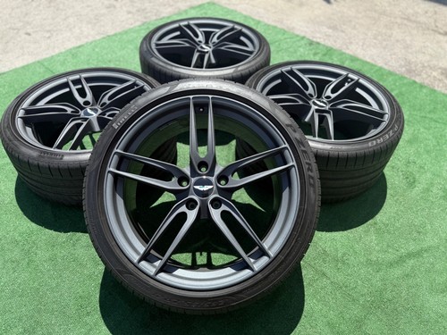 Ultra Rare Aston Martin DBS Superleggera OEM 21” Wheel & Tire Package - Picture 3 of 22