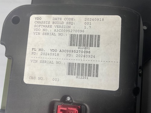Freightliner VDO Instrument Cluster A3C0095270096 FTL - Picture 7 of 8