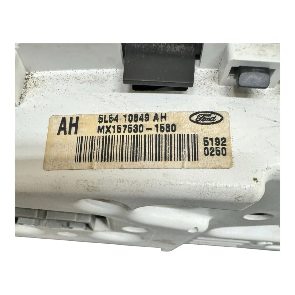 Cuadro de instrumentos velocímetro Ford Ranger 2005-2006 más de 179 k envío rápido Foto 3 de 3