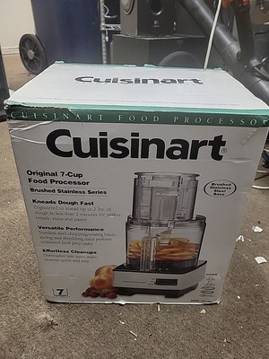 Cusisinart Food Processor Model DFP-7BC New In The Box 7 Cup