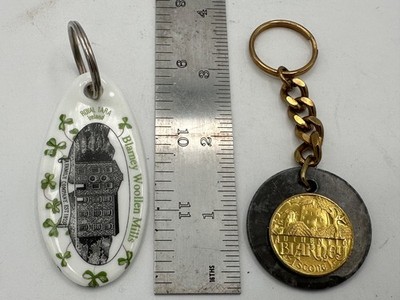 VINTAGE PAIR OF BLARNEY IRELAND KEYCHAIN AUTHENTIC STONE & CERAMIC WOOLLEN MILLS