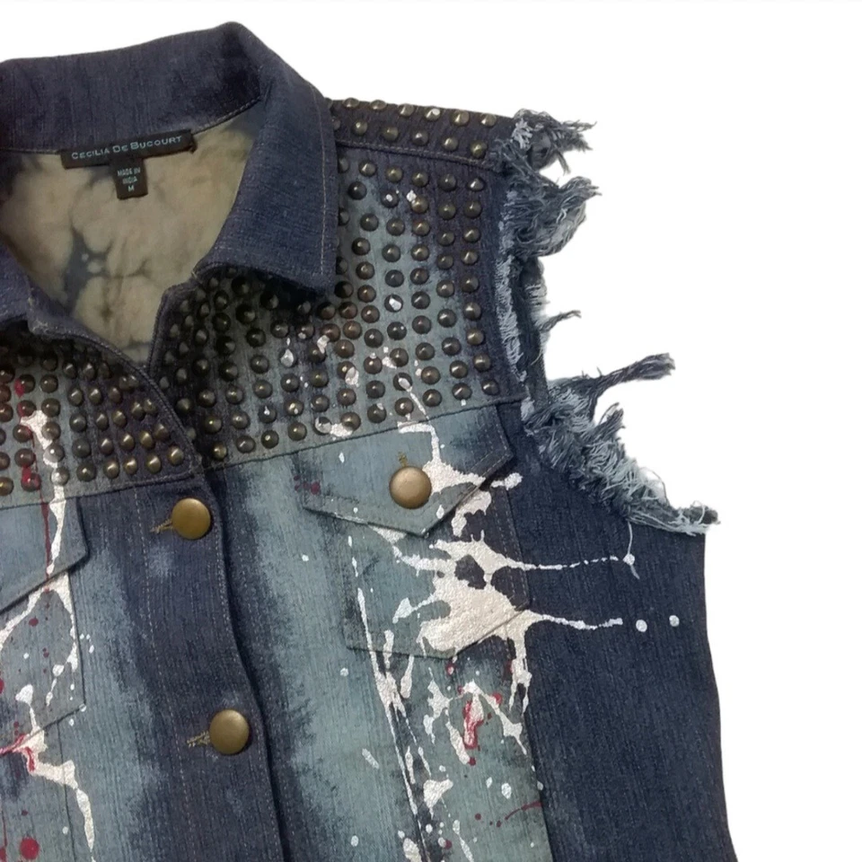 Chaleco vaquero Cecilia De Bucourt tachonado graffiti arte para mujer mediano Foto 3 de 4