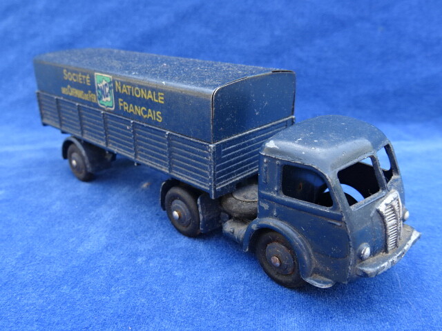 Objets de collection « dinky toys panhard remorque » Toute la