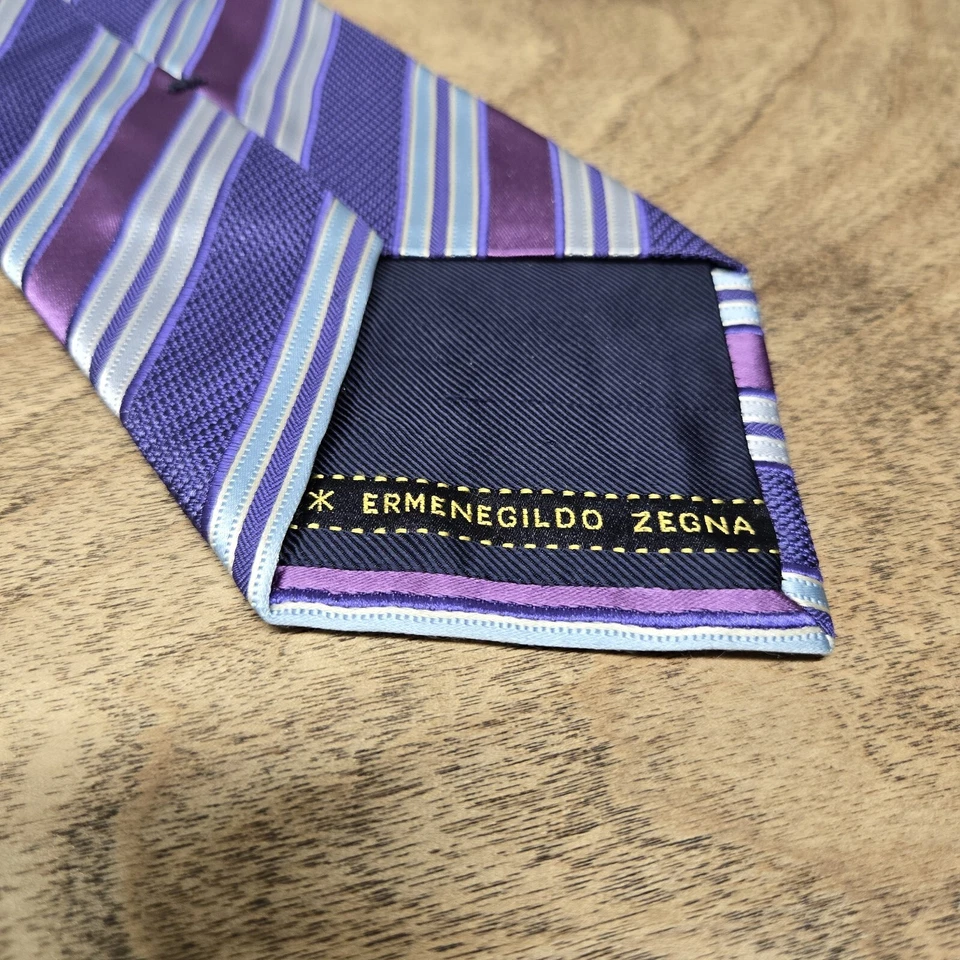 Corbata Ermenegildo Zegna mezcla seda púrpura/gris a rayas diagonales Foto 2 de 4