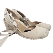 Vionic 7.5 Beige Canvas Lace Up Espadrille Wedge Coastal Comfort Casual