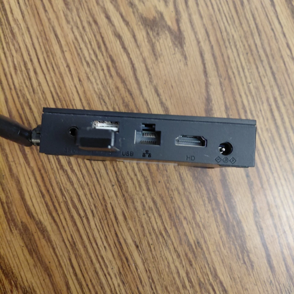 Pendoo X11 PRO. 4K Ultra HD TV Box Untested No Cables - Image 4 of 4