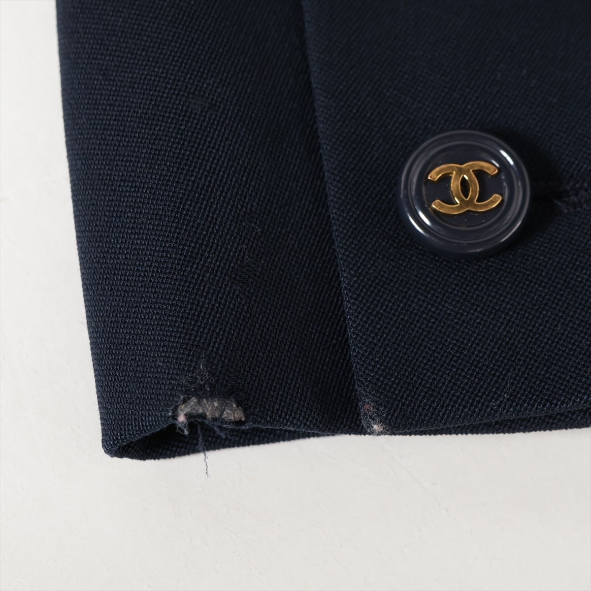 Authentic CHANEL Wool Single COCO Button Jacket  … - image 8