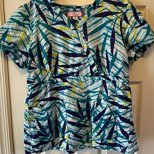 koi Women s L V-Neck Short Sleeve Scrub Top Blue Green Cotton Blend Print