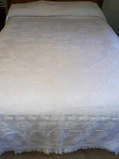 Vintage Bates George Washington's Choice Bedspread Chenille 92 x 103 White -AA17