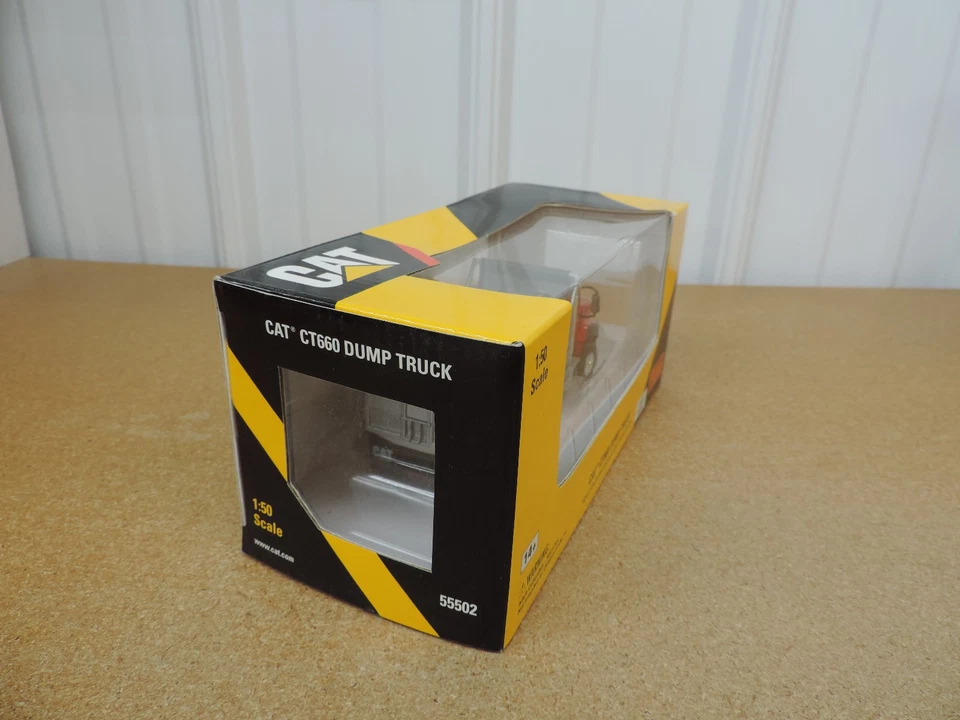 CAT CT660 Dump truck NORSCOT 1/50 semi farm box diecast toy Caterpillar Z - Image 3 of 4