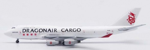 JC Wings Boeing 747-400F Dragonair Cargo B-KAG 1:400 Modellflugzeug-image