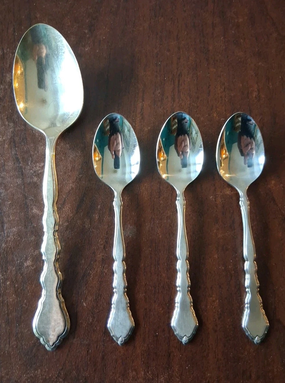 Set Of 3 Oneida Community SATINIQUE Stainless Teaspoons & 1 Serving Spoon