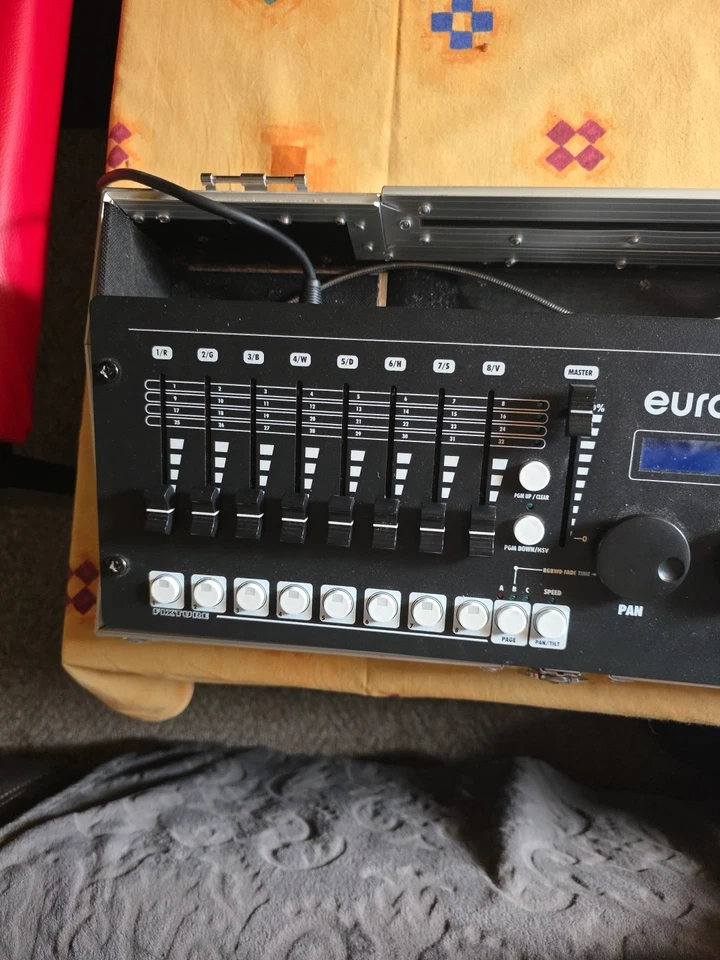 Eurolite DMX Move Control 512 Pro Controller mit Case - Bild 4 von 4