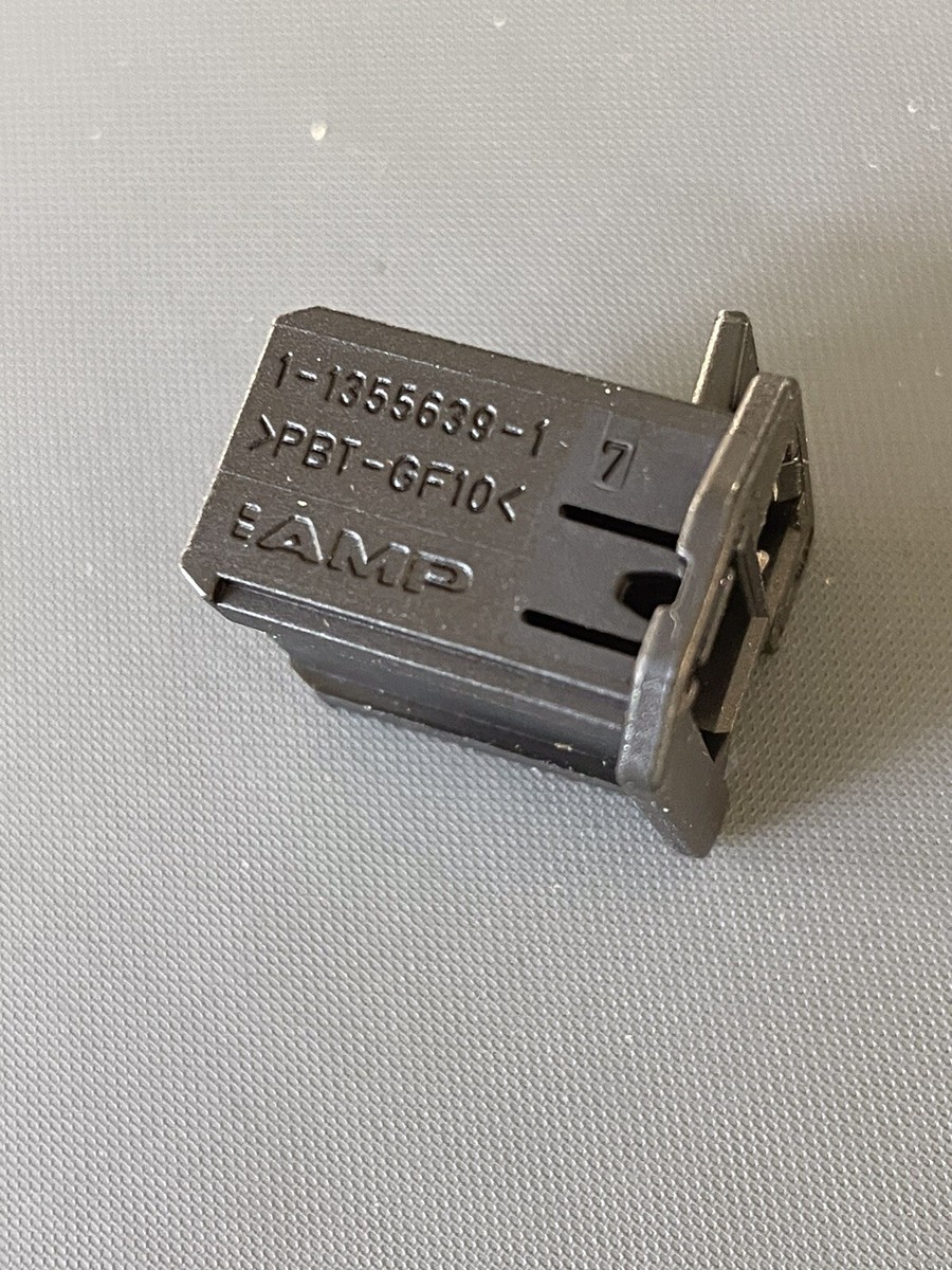 Mercedes-Benz A0005458430 Most Fibre Optic Connector Plug Housing  