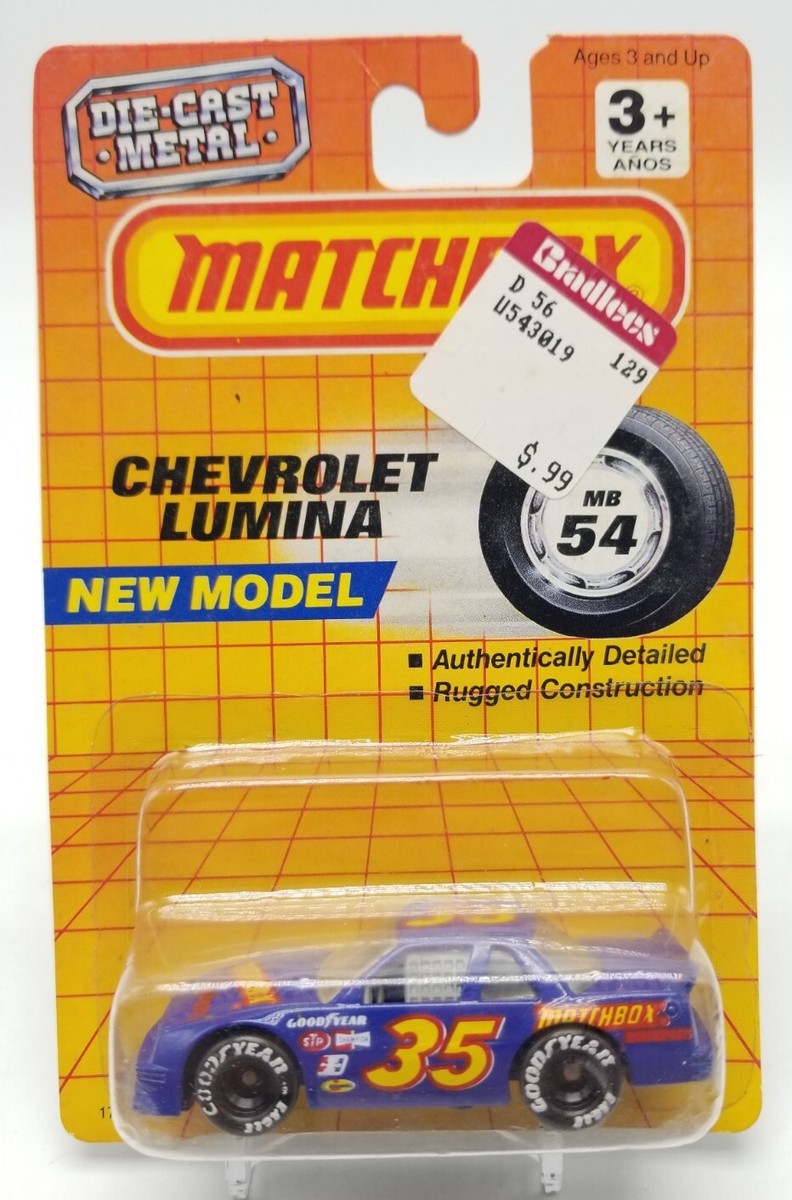 Matchbox 1990 CHEVROLET LUMINA Stock Car (NASCAR 1990) New Old