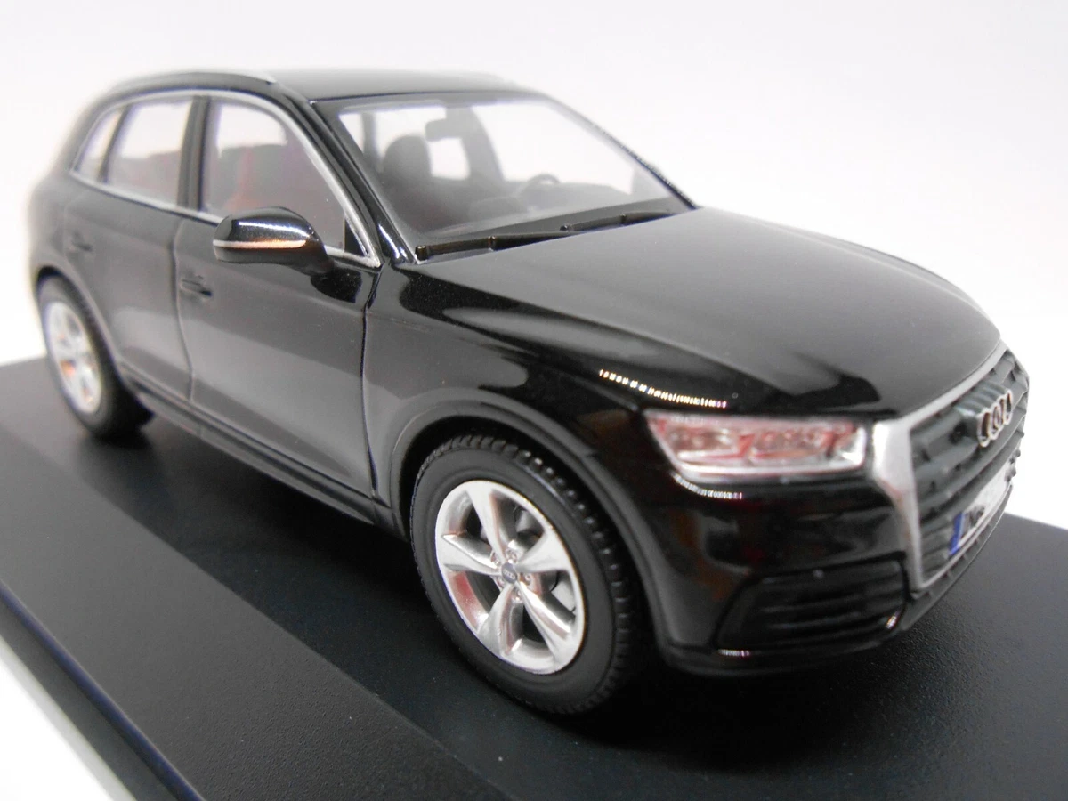 AUDI Q5 BLACK PERSONALISED NAME PLATES Toy Car MODEL DAD BOY GIRL