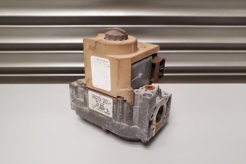 DRYER IGNITION GAS VALVE FOR DEXTER P/N: 9857-134-001 (USED)