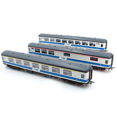 Irish Railway Models IRM1240-NIR-GB1 NIR Coach MK2B Pack 1 (suit Murphy Models)