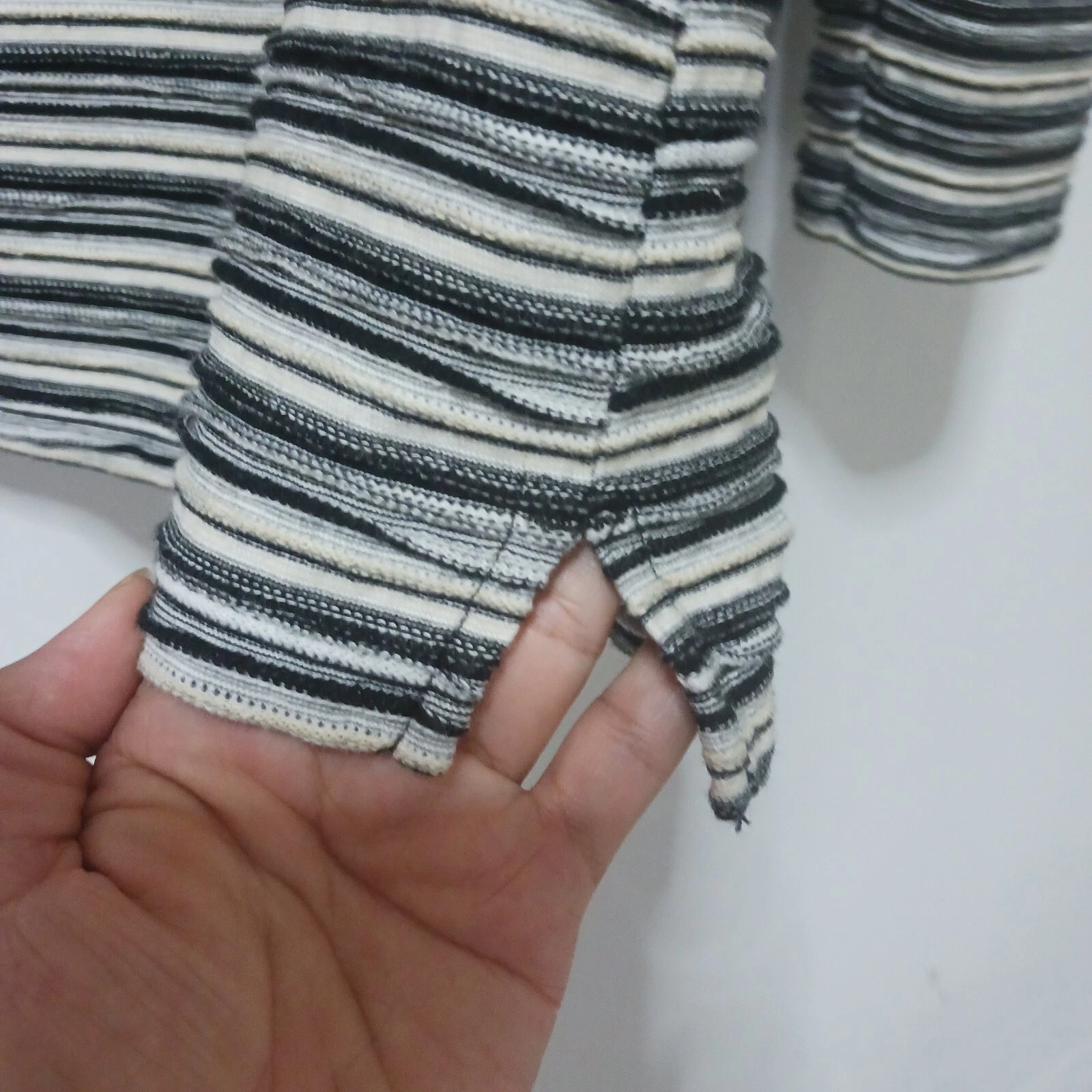 VETEMENTS Felpa uomo Urban Outfitters taglia S nero bianco beige cerniera quarto