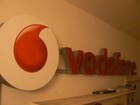 Werbeschild,Leuchtwerbung,Schriftzug,Vodafone,Lampe,Deko,Patina,gebraucht