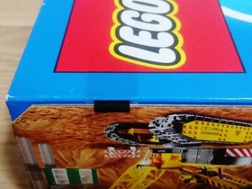 LEGO City 7632 Crawler Crane Discontinued Needs Repair