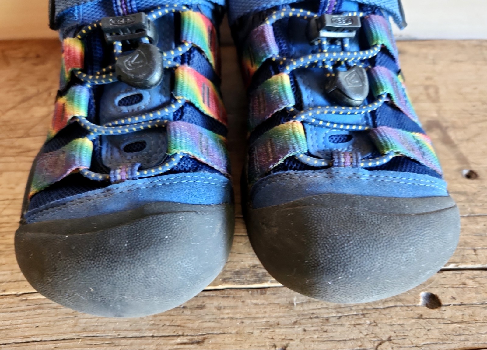 Scarpe sandali Keen Kids Newport unisex arcobaleno tie dye giovani taglia 1 punta chiusa