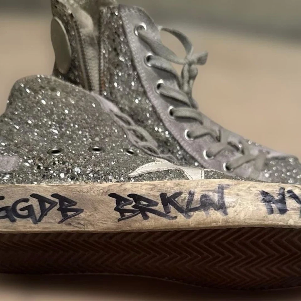 Scarpe sneakers GOLDEN GOOSE taglio alto FRANCY EU 37.0 US 7.0 argento autent... - Immagine 2 di 4