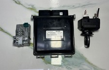 10-14 Mercedes W204 CGI ECU Engine Control Module Ignition Key Switch SET OEM