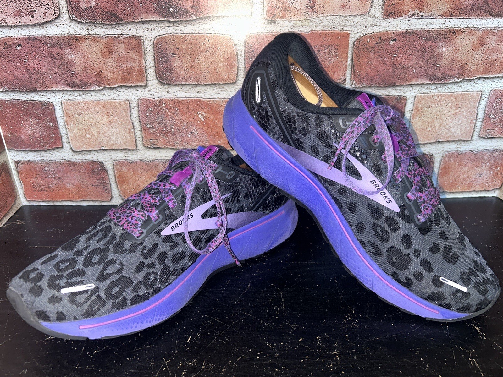 Size 9 5 Brooks Ghost 14 Electric Cheetah Run Wild Black Purple W Size 9 5 brooks ghost 14 electric cheetah run wild black purple w