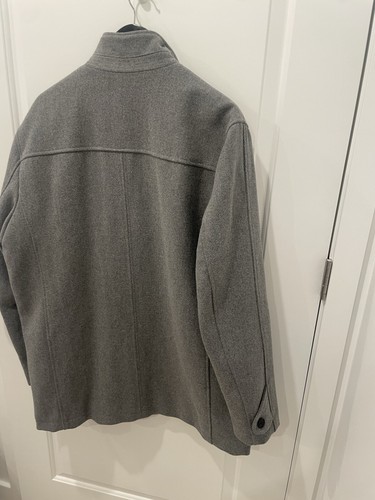 Cole Haan Men’s Wool Twill Coat. Size Large - Picture 8 of 9