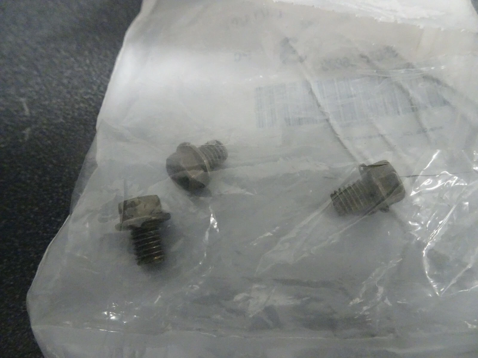 NOS Yamaha OEM Flange Bolt (3pk) Fits 99-07 YFM250 YFM400 YFM350 9502P-06008