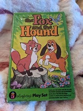 WALT DISNEY THE FOX AND THE HOUND Colorforms Set