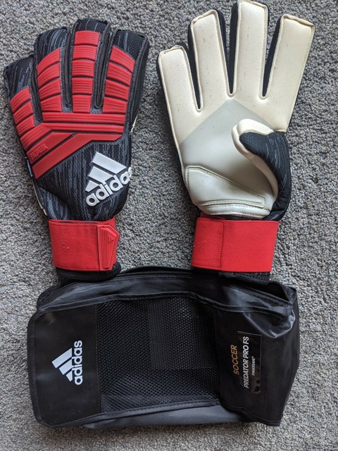 adidas predator pro goalkeeper gloves junior