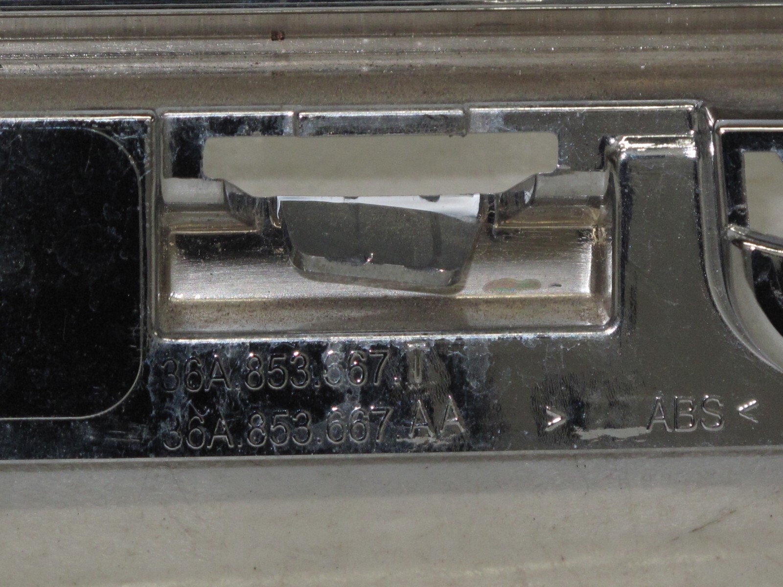 2021 Bentley Bentayga Radiator Grill Chrome Trim OEM 36A853667T 36A853667AA