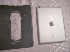 Works APPLE IPAD 4 16GB Silver 9.7" MODEL MD511LL/A SERIAL DMQKJ0NKF183 WIFI Vtg